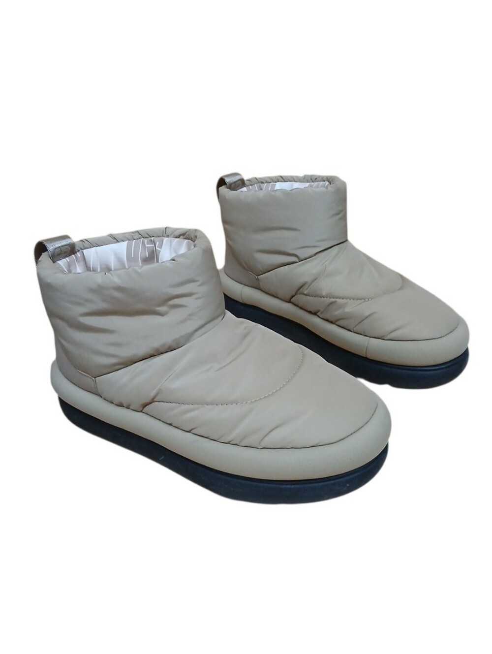 UGG Classic Maxi Mini Beige Puffer Ankle Winter Boots Size 9